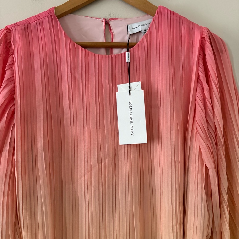 New Something Navy Maxi Dress‎ Pleated Tie Waist Long Sleeve pink combo ombré M - Picture 8 of 15